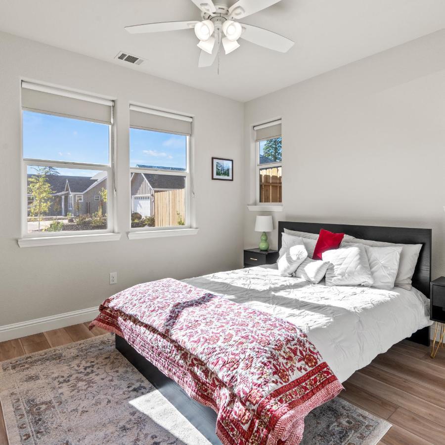 Newly Built Murphys Modern Retreat Esterno foto